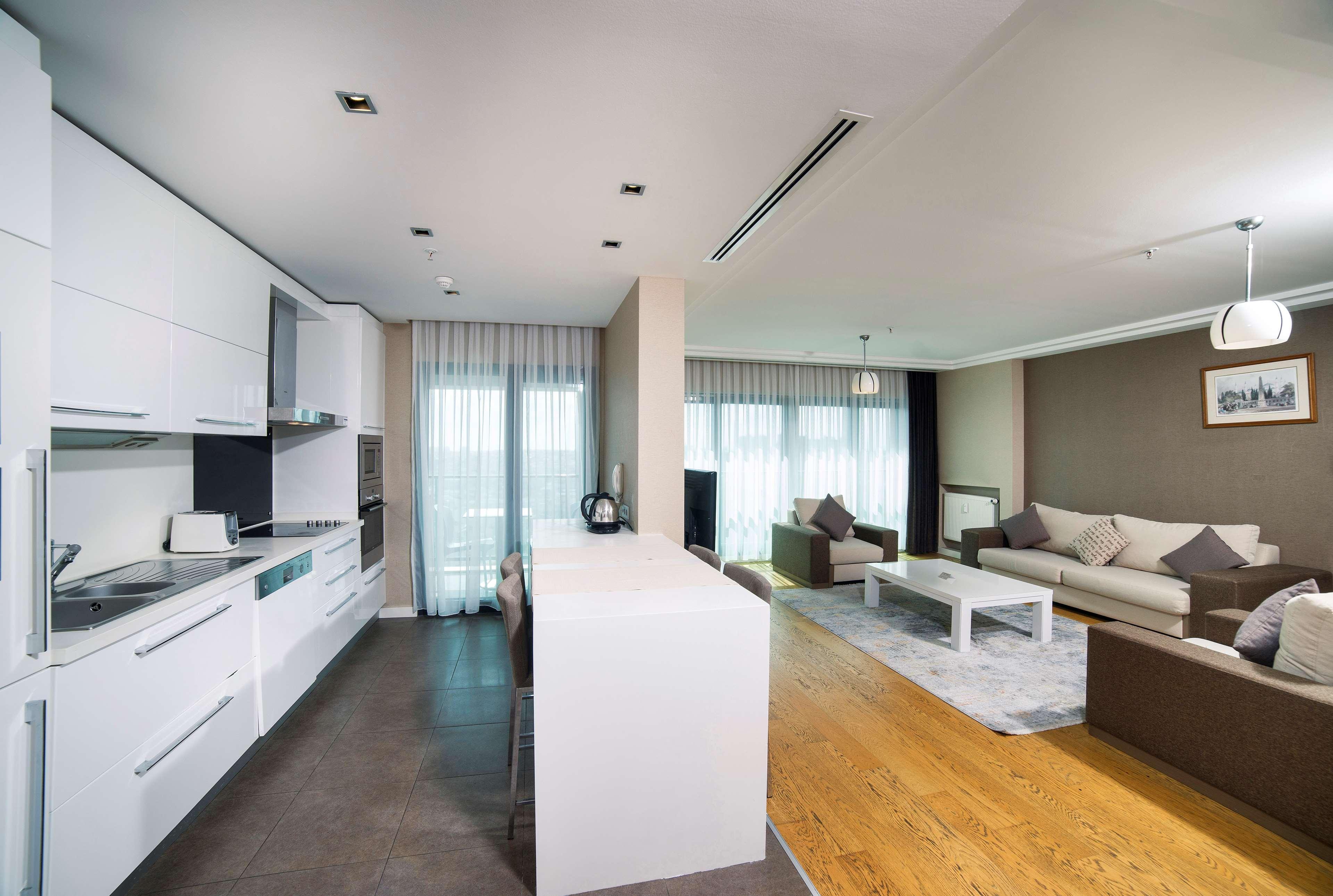 Radisson Residences Avrupa Tem Istanbul Eksteriør billede