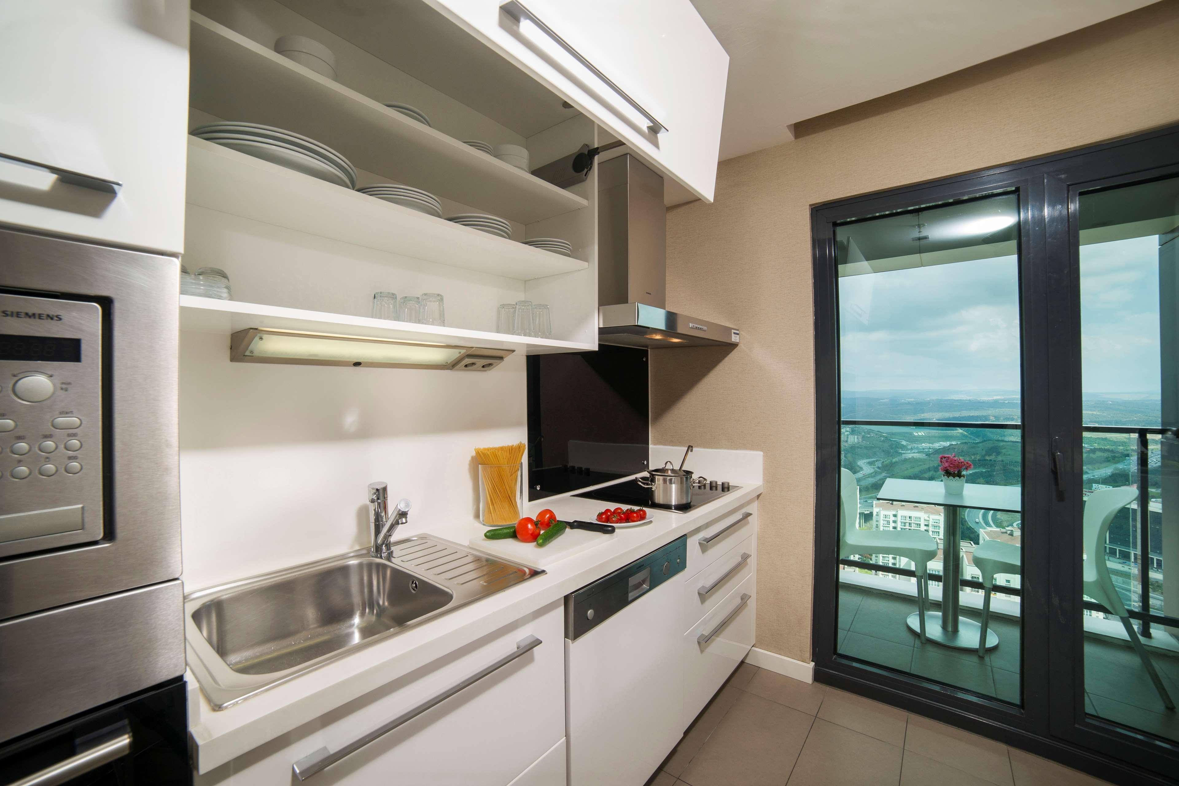Radisson Residences Avrupa Tem Istanbul Eksteriør billede