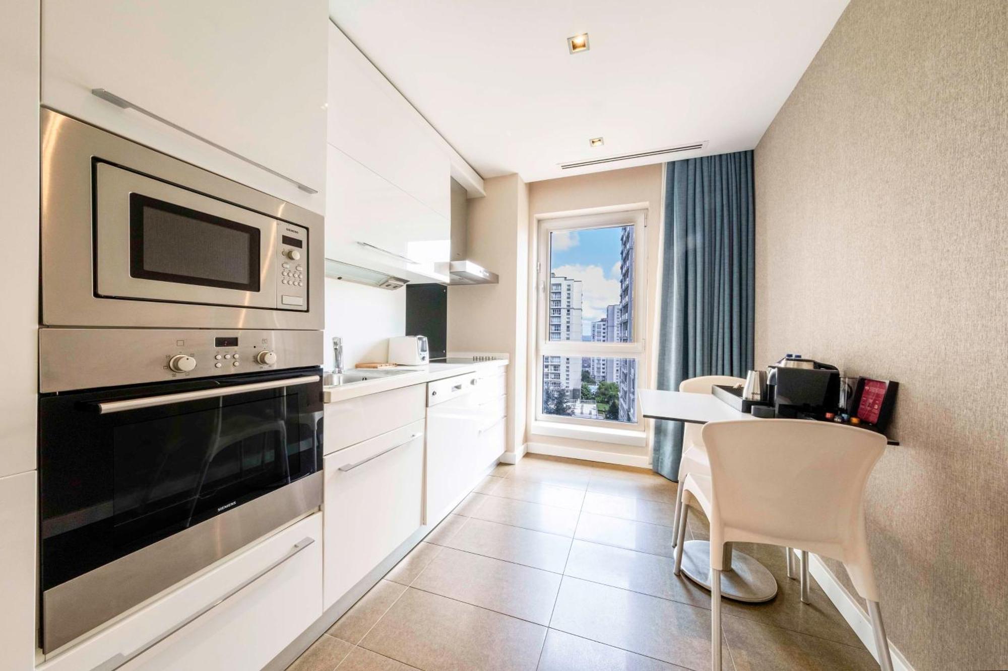 Radisson Residences Avrupa Tem Istanbul Eksteriør billede